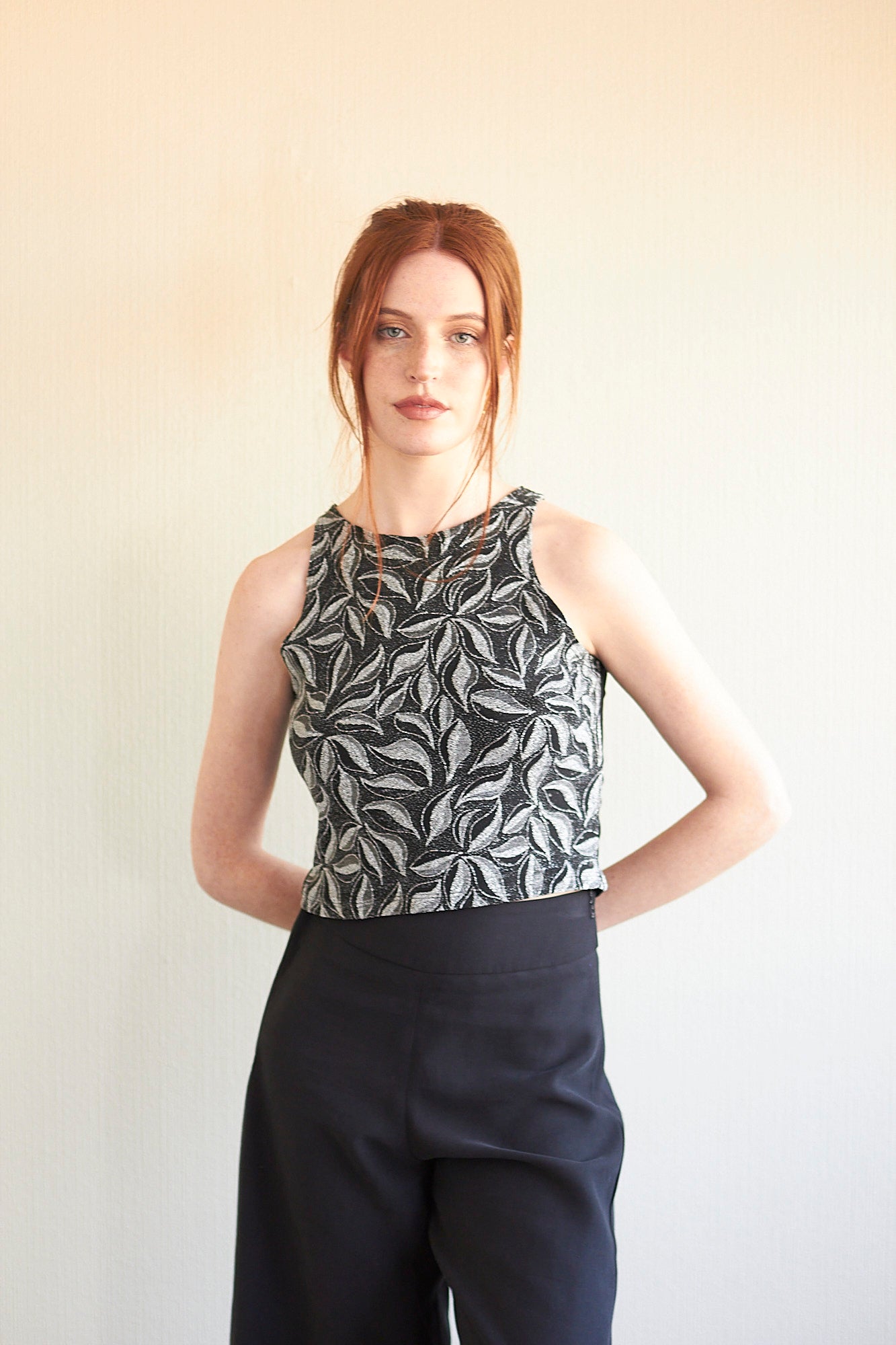 Crop top Amanda brillos hoja plateados